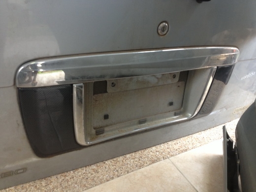 ขายชุดประตู รถตู้เล็กs230g ตัวtop 5บานครบๆ