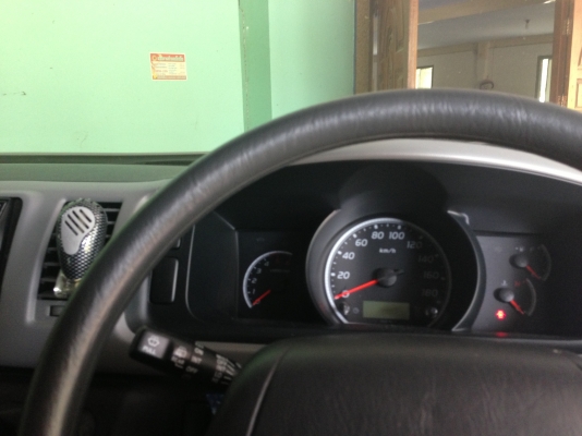 ขายดาวน์ รถตู้ แต่งVIP เครื่องเสียงครบ ล้อแม็กพร้อม