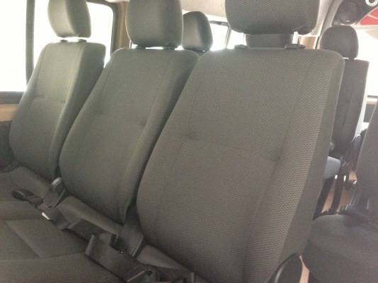 ขายดาวน์ รถตู้ แต่งVIP เครื่องเสียงครบ ล้อแม็กพร้อม