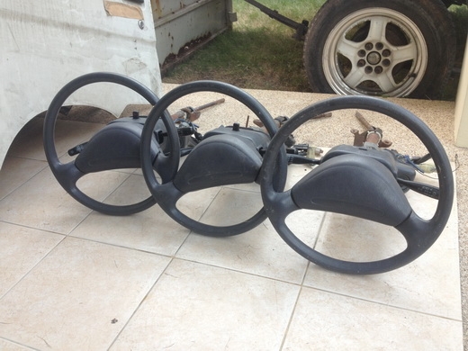 แกนคอ+พวงมาลัย ไดอัทสุ  มีกุญแจครบ  ราคา 1500บาท