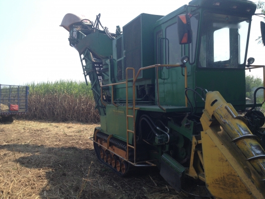 รถตัดอ้อย ขายด่วนร้อนเงิน!!