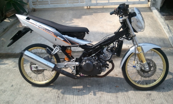 ------ขาย โซนิก(ตัวใหม่) หัว CB สภาพซิ่งๆๆ ขายถูกๆๆ 25500 เข้ามาดูกันก่อน-----