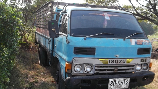 ขาย ISUZU  KSเครื่อง 4BD1 110 HP ทะเบียน ม 79