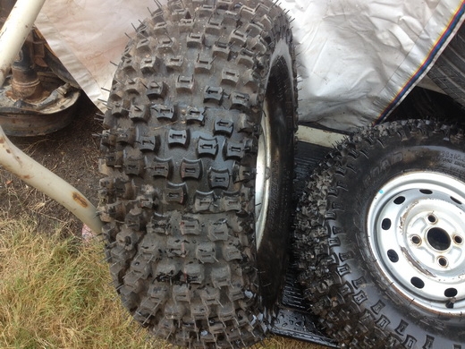 ล้อกระทะพร้อมยาง 4/100  ราคา 500/วง