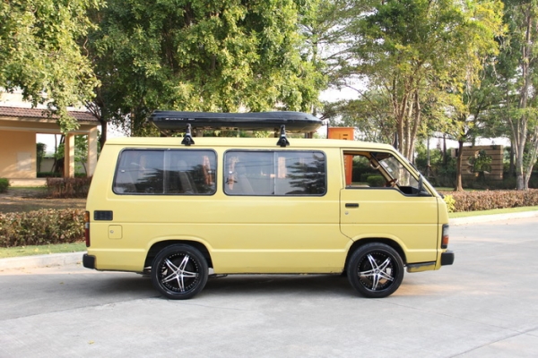 ล้อขอบ18 ของใหม่ แค่ชุดละ 9000บาท ราคานี้ ที่นี่ทีเดียวครับ ล้อขอบ18 ของใหม่ แค่ชุดละ 9000บาท ราคานี้ ที่นี่ทีเดียวครับ