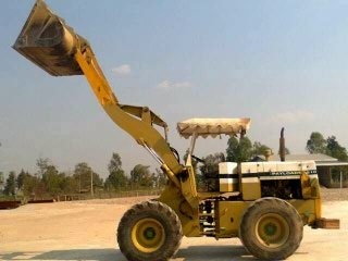 ขายรถตักล้อยาง KOMUTSU 510 Serial 13641 เครื่อง 4d105-3 สภาพดี พร้อมใช้งาน ราคาต่อรองได้