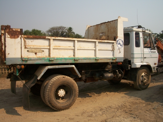 ขายรถดั๊ม 6 ล้อ UD ขายรถดั๊ม 6 ล้อ UD