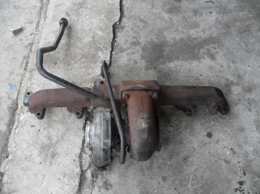 ต้องการซื้อเขาควายไอเสียรถไถฟอร์ด8210 6สูบท่านใดมีไม่ได้ใช้ ขอซื้อต่อครับ