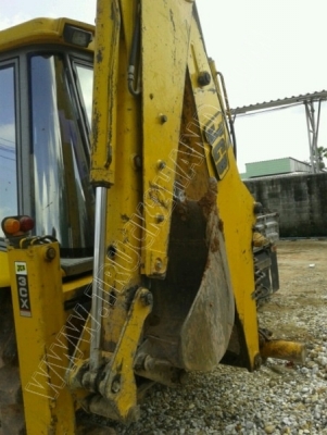 รถตักหน้าขุดหลัง ยี่ห้อ JCB รุ่น 3CX รถตักหน้าขุดหลัง ยี่ห้อ JCB รุ่น 3CX