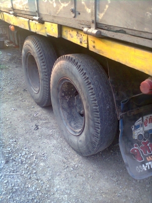 ขายด่วนสิบล้อร๊อกกี้เครื่อง195  6HE   สภาพสวย  เอกสารพร้อมโอน