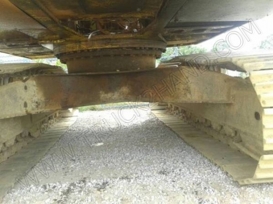 รถแบคโฮ ยี่ห้อ KOMATSU PC200-6 รถแบคโฮ ยี่ห้อ KOMATSU PC200-6