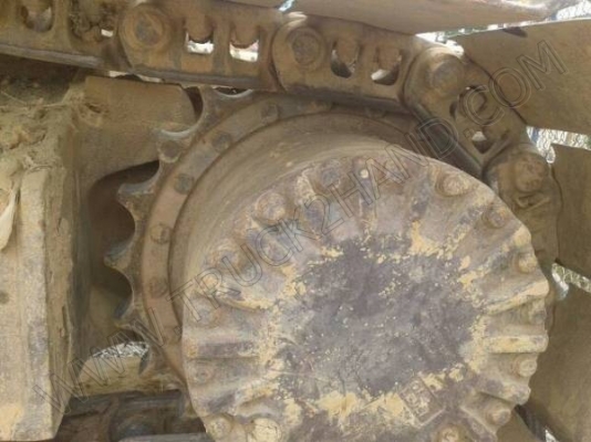 รถแบคโฮ ยี่ห้อ KOMATSU PC200-6 รถแบคโฮ ยี่ห้อ KOMATSU PC200-6