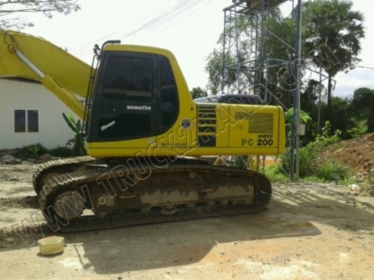 รถแบคโฮ ยี่ห้อ KOMATSU PC200-6 รถแบคโฮ ยี่ห้อ KOMATSU PC200-6