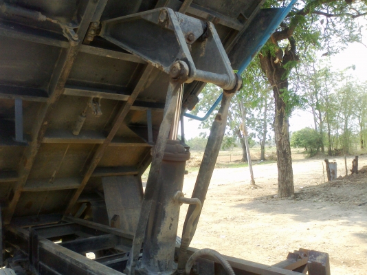 สนใจต่อลองราคากันได้ เครื่อง125แรง โทร0856012417 ขายหกล้อ อีซูซุ NPR  เครื่่อง 4BG1