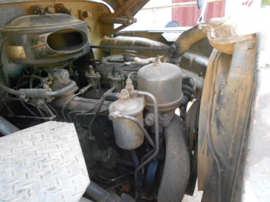 ขายรถหกล้อหัวยาว พร้อมใช้งาน มีเล่มทะเบียน แถมกะบะไม้ สภาพตามรูป ขายรถหกล้อหัวยาว พร้อมใช้งาน มีเล่มทะเบียน แถมกะบะไม้ สภาพตามรูป