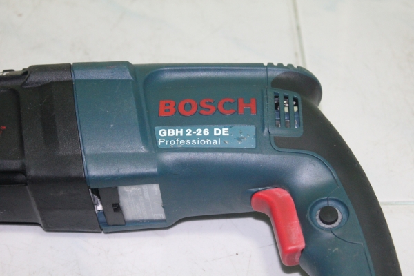 สว่านโรตารี่ 3 ระบบ ยี่ห้อBOSCHรุ่น2-26DE สภาพดีมากๆพร้อมใช้ สว่านโรตารี่ 3 ระบบ ยี่ห้อBOSCHรุ่น2-26DE สภาพดีมากๆพร้อมใช้