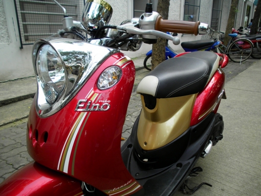 Fino classic ปี 55 (รถ 5 เดือน) แดง-น้ำตาล สด 3000 โล Fino classic ปี 55 (รถ 5 เดือน) แดง-น้ำตาล สด 3000 โล