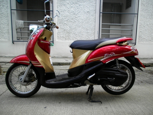 Fino classic ปี 55 (รถ 5 เดือน) แดง-น้ำตาล สด 3000 โล Fino classic ปี 55 (รถ 5 เดือน) แดง-น้ำตาล สด 3000 โล