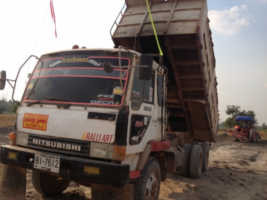 ขายดาวน์ 10ล้อ MITSUBISHI 10 SPEED สภาพพร้อมใช้งาน เครื่องดี เกียร์ดี คัชชีสวย ยางพร้อมใช้ ทั้ง10 เส้น รถวิ่งงานทุกวัน