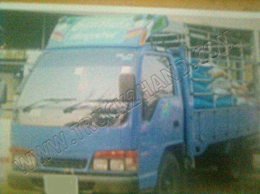 รถบรรทุก 6 ล้อ ยี่ห้อ ISUZU รุ่น URO2 100 แรงม้าเทอร์โบ
