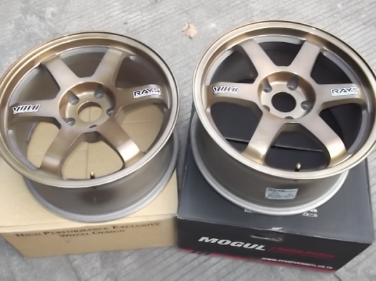 ขายล้อTE37 ROTA ขอบ17 กว้าง8 ET30 มี1คู่ 6000.- สภาพ99เปอ