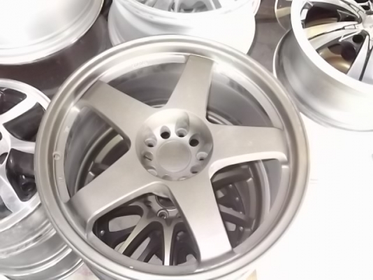 ขายล้อNISMO GT4 งานROTA ขอบ18 หน้า8.5หลัง9.5 16500.-