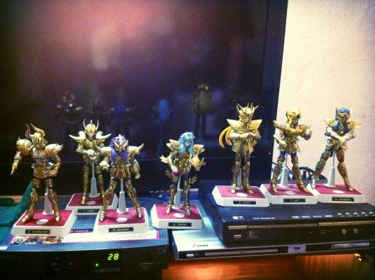 ขายโมเดล เซนเซญาเกาะทอง ครบชุด  7 ตัว  9500