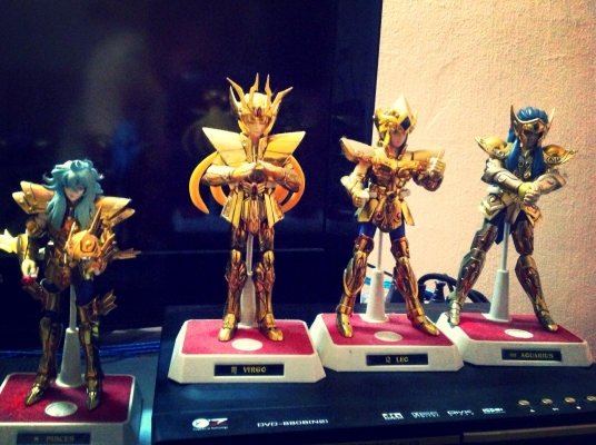 ขายโมเดล เซนเซญาเกาะทอง ครบชุด  7 ตัว  9500