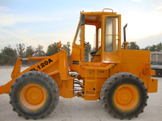 ขายรถตัก FURUKAWA รุ่น FL 120 A ขายรถตัก FURUKAWA รุ่น FL 120 A