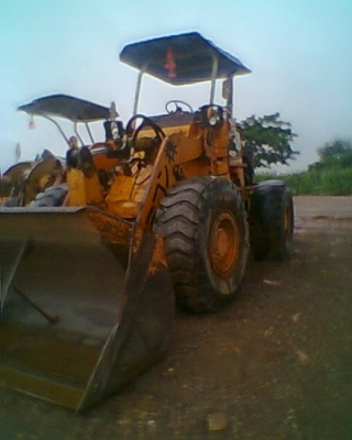 ขายด่วน..รถตัก KOMATSU 530 เอวอ่อน รถสวย ตักแรง ตักไว ได้งานมาก ประหยัดน้ำมัน เป็นที่สุด.