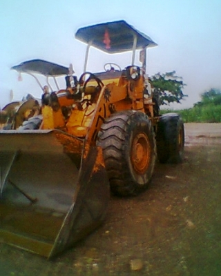 ขายด่วน..รถตัก KOMATSU 530 เอวอ่อน รถสวย ตักแรง ตักไว ได้งานมาก ประหยัดน้ำมัน เป็นที่สุด.