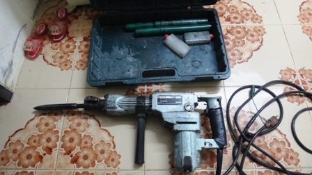 สกัดทำลาย21mm Hitachi H50 สภาพดี ราคาถูก สกัดทำลาย21mm Hitachi H50 สภาพดี ราคาถูก