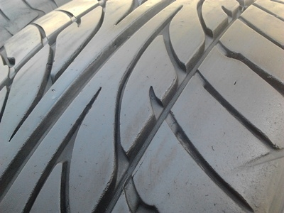 ขายยาง205/55/16 ปี 1711 DUNLOP LM 703 1 คู่  ราคา :  1,400.00  บาท