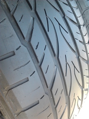 ขายยาง205/55/16 ปี 11 YOKOHAMA Adrive JAPAN 1 คู่  ราคา :  1,500.00  บาท