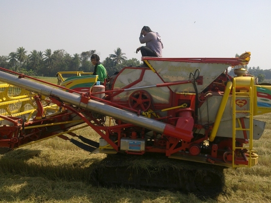 ขายไอ้หนุ่มไวไฟปี52 (รุ่นใหม่ ใหญ่กว่าเดิม) ขายไอ้หนุ่มไวไฟปี52 (รุ่นใหม่ ใหญ่กว่าเดิม)