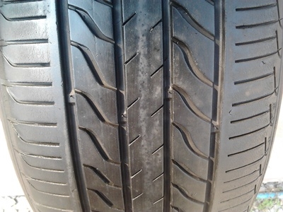 ขายยาง205/55/16 ปี 10/2เส้น+11/2เส้น MICHERLIN PRIMACY Lc 1 ชุด  ราคา :  2,500.00  บาท