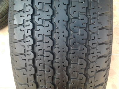 ขายยาง215/65/16 ปี 2110 BRIDGESTONE DUELER H/T 689 1 ชุด  ราคา :  2,500.00  บาท