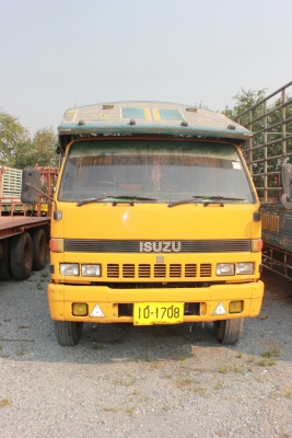 ขาย หกล้อรับส่งนักเรียน