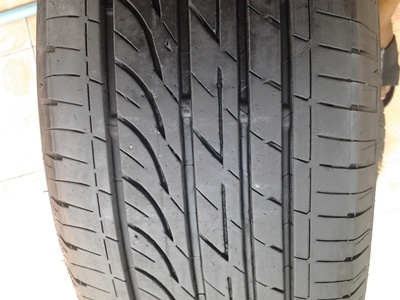 ขายยาง205/65/15 ปี12/2เส้น*11/2เส้น BRIDGESTONE GR90 1 ชุด  ราคา :  3,800.00  บาท