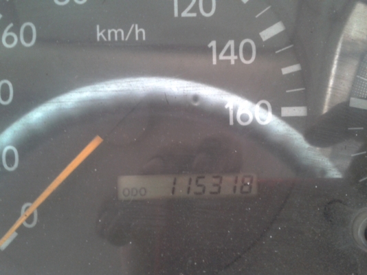 HINO DUTRO 4ล้อ เครื่อง100แรงม้า ปี47 รถห้าง ไมล์น้อย