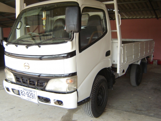 HINO DUTRO 4ล้อ เครื่อง100แรงม้า ปี47 รถห้าง ไมล์น้อย