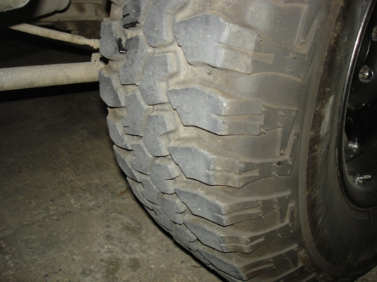 ขายยาง  MUD MAXXIS  265 x 75 x 16  สวยๆ เชิญครับ