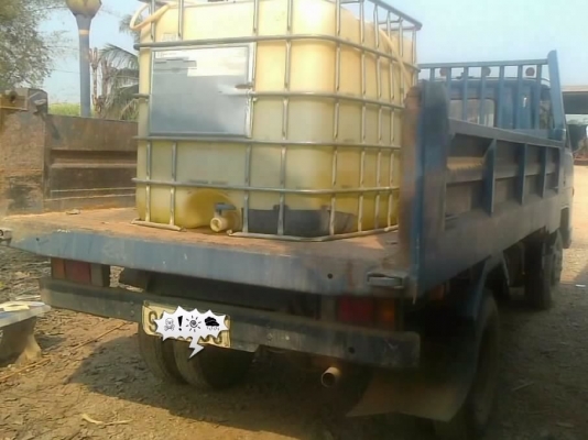 ISUZU NPR 115 HP 4BD1 ปี 38 สั่งลุย หกล้อดั๊มพ์ กระบะดั๊มพ์เหล็ก 4 ตันยาว 4.20 เมตรสภาพสวย เครื่องแน่นแรงดี ภายในเก๋งคอนโซลสวยครบ ช่วงล่างเดิมๆคัชซีสวยไม่มีดาม ยาง 8.25 ขอบ 16 สภาพดีพร้อมบรรทุกพร้อมใช้งาน เอกสารทะเบียนภาษีครบพร้อมโอน ราคาต่อรองได้ครับ