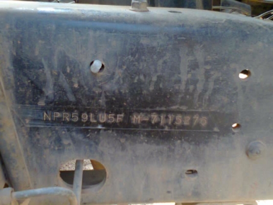 ISUZU NPR 115 HP 4BD1 ปี 38 สั่งลุย หกล้อดั๊มพ์ กระบะดั๊มพ์เหล็ก 4 ตันยาว 4.20 เมตรสภาพสวย เครื่องแน่นแรงดี ภายในเก๋งคอนโซลสวยครบ ช่วงล่างเดิมๆคัชซีสวยไม่มีดาม ยาง 8.25 ขอบ 16 สภาพดีพร้อมบรรทุกพร้อมใช้งาน เอกสารทะเบียนภาษีครบพร้อมโอน ราคาต่อรองได้ครับ