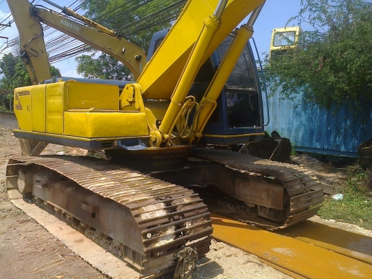 SK200-3 เครื่องดี เอวแน่น ช่วงล่างสวย เล่มทะเบียน