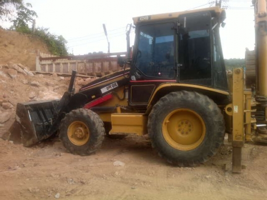 รถตัก CAT  ตักหน้าขุดหลัง JCB  สนใจติดต่อ 081 - 6079515