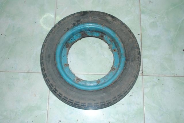 ขายล้อชาลี ราคาคู่ละ 900  หลาายคู่ครับ