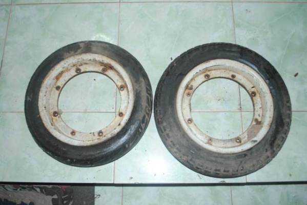 ขายล้อชาลี ราคาคู่ละ 900  หลาายคู่ครับ