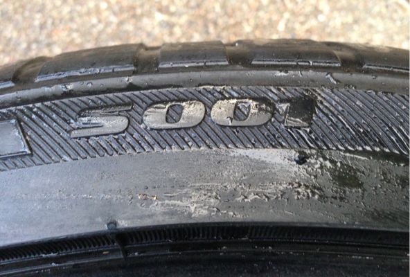 ยางคู่ BRIDSTONE POTENZA S001 235 35 19 ปี13 ดอกเต็มๆ ยางคู่ BRIDSTONE POTENZA S001 235 35 19 ปี13 ดอกเต็มๆ