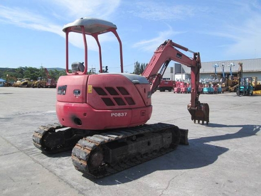 รถขุดเล็ก KOBELCO SK40SR-2 นำเข้าจากประเทศญี่ปุ่นแท้ รถขุดเล็ก KOBELCO SK40SR-2 นำเข้าจากประเทศญี่ปุ่นแท้